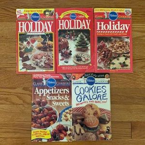 VINTAGE Bundle of 5 Pillsbury Cookbooks  1989-1993
